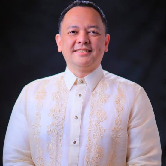 Dr. Jeremy Robles